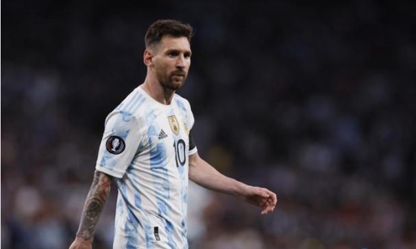 传奇控卫克里斯-保罗状态低迷，本赛季恐